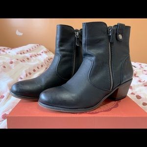 Black Double Zip 'Leather’ Ankle Boots